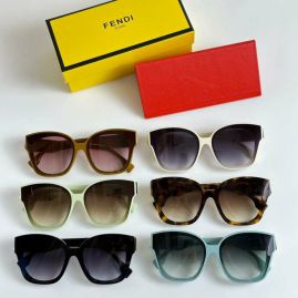 Picture of Fendi Sunglasses _SKUfw54058647fw